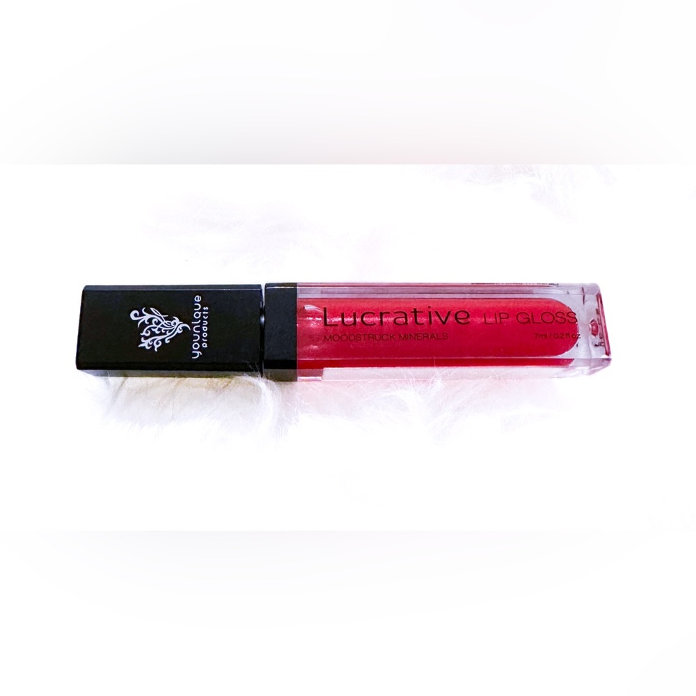 New Younique Lucrative Lipgloss in “Lovesick”~ Hot Pink with Shimmer